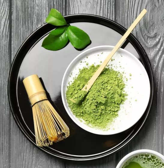 ماچا و لوازم جانبی